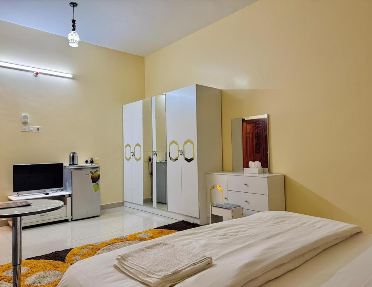 Luluat Al Afia Hotel Apartments Szúr Kültér fotó